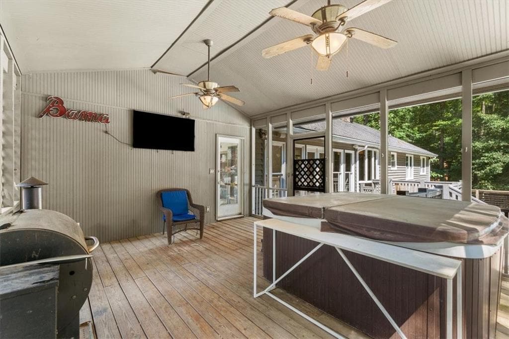 4 bedroom, 2 bathroom, 2,118 sq ft single family residence for sale at 1820 Commonwealth Avenue, Cumming, GA 30041 — photo 2