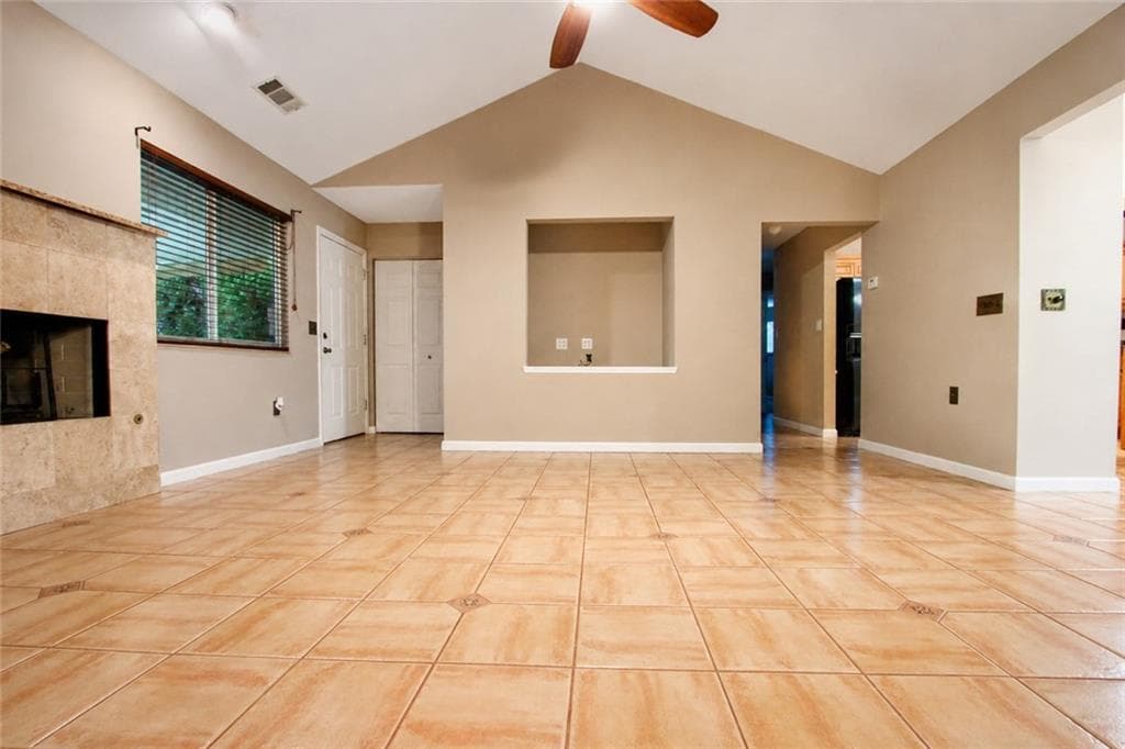 1 bedroom, 1 bathroom, 990 sq ft apartment for rent at 1825 Skyline Drive, Cumming, GA 30041 for $900 a month — photo 2