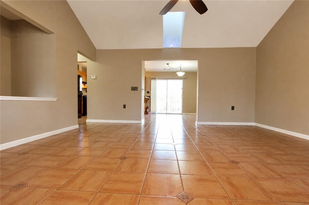 1 bedroom, 1 bathroom, 990 sq ft apartment for rent at 1825 Skyline Drive, Cumming, GA 30041 for $900 a month — photo 6