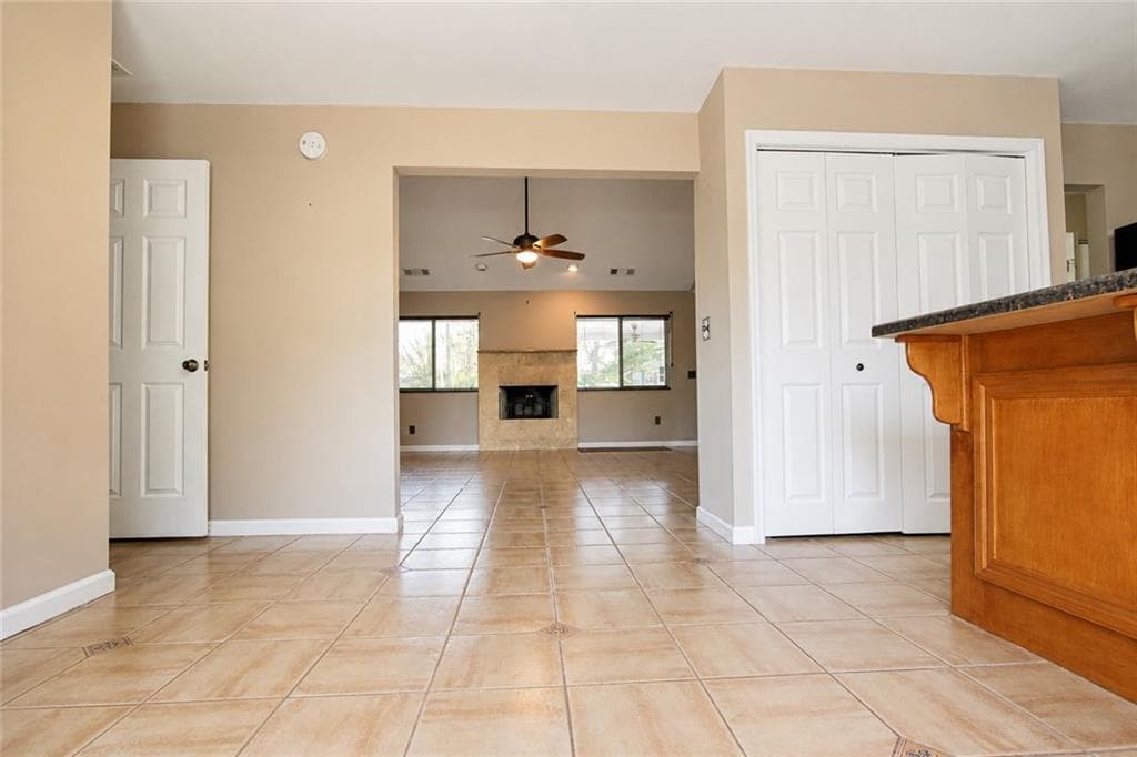 1 bedroom, 1 bathroom, 990 sq ft apartment for rent at 1825 Skyline Drive, Cumming, GA 30041 for $900 a month — photo 3