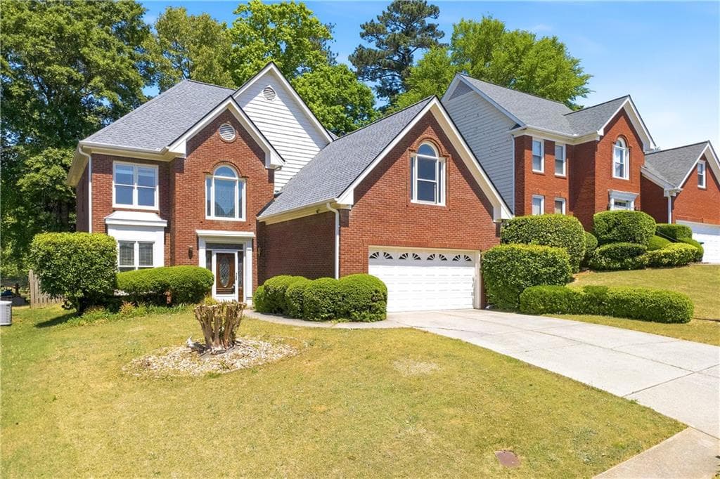 4 bedroom, 3 bathroom, 2,868 sq ft single family residence for sale at 4625 Fairway View Court, Duluth, GA 30096 — photo 2