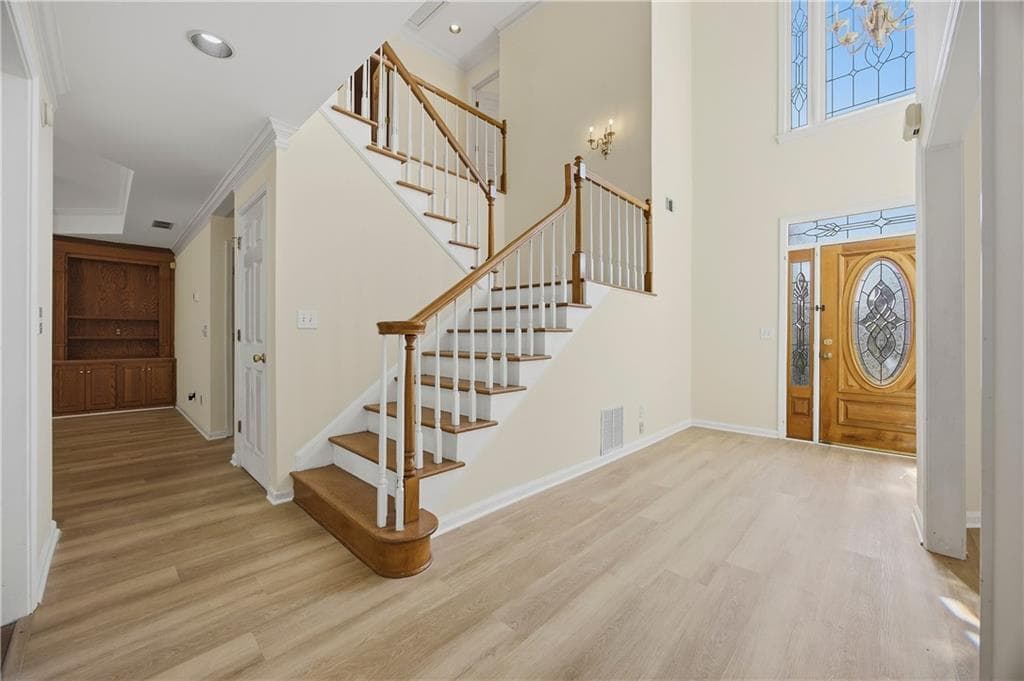 4 bedroom, 3 bathroom, 2,868 sq ft single family residence for sale at 4625 Fairway View Court, Duluth, GA 30096 — photo 3