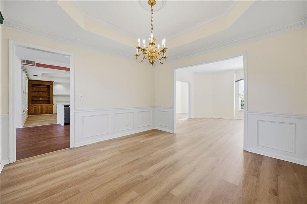 4 bedroom, 3 bathroom, 2,868 sq ft single family residence for sale at 4625 Fairway View Court, Duluth, GA 30096 — photo 6