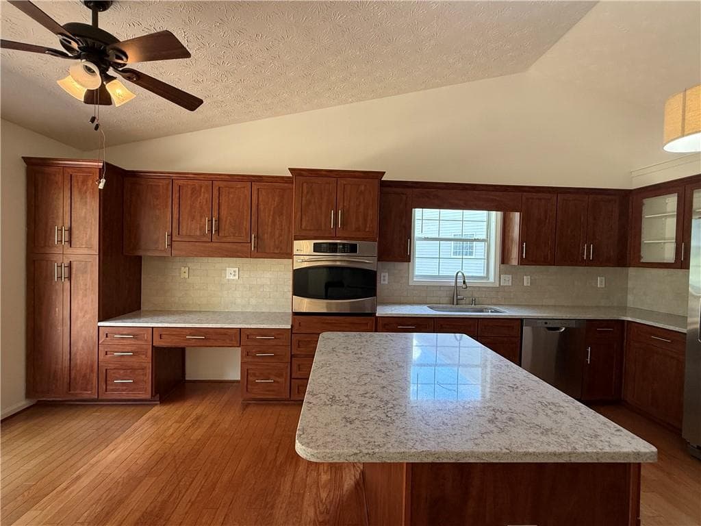3 bedroom, 3 bathroom, 3,888 sq ft single family residence for sale at 1747 Forest Chase Lane, Duluth, GA 30097 — photo 10