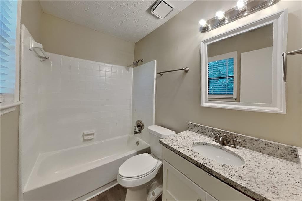 3 bedroom, 2 bathroom, 2,026 sq ft single family residence for rent at 4933 Brookside Way, Duluth, GA 30096 for $2,400 a month — photo 10