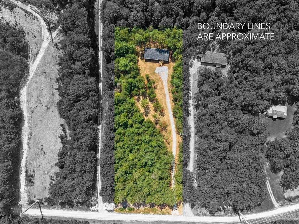 4 bedroom, 2 bathroom, 1,664 sq ft single family residence under contract at 122 HDR Drive, Maysville, GA 30558 — photo 3