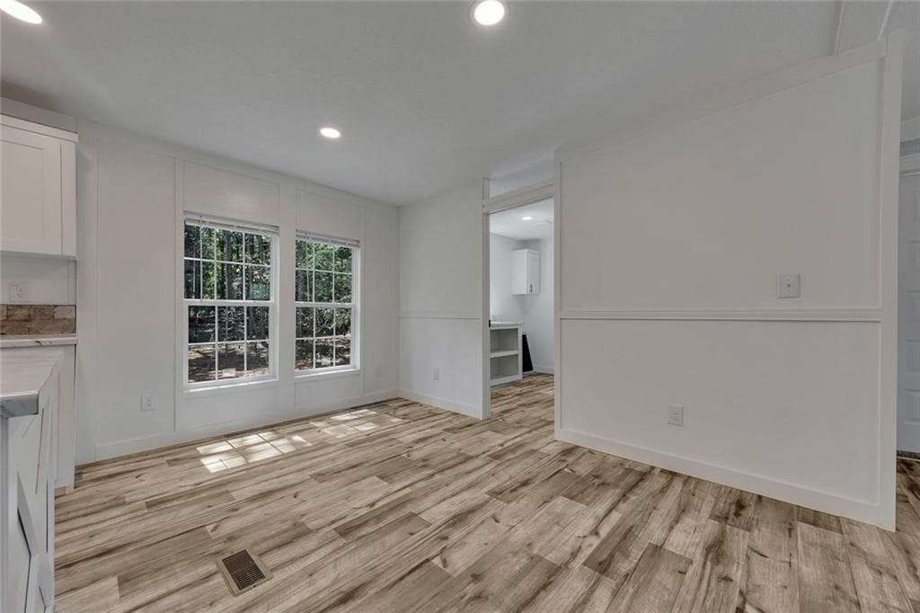 4 bedroom, 2 bathroom, 1,664 sq ft single family residence under contract at 122 HDR Drive, Maysville, GA 30558 — photo 9