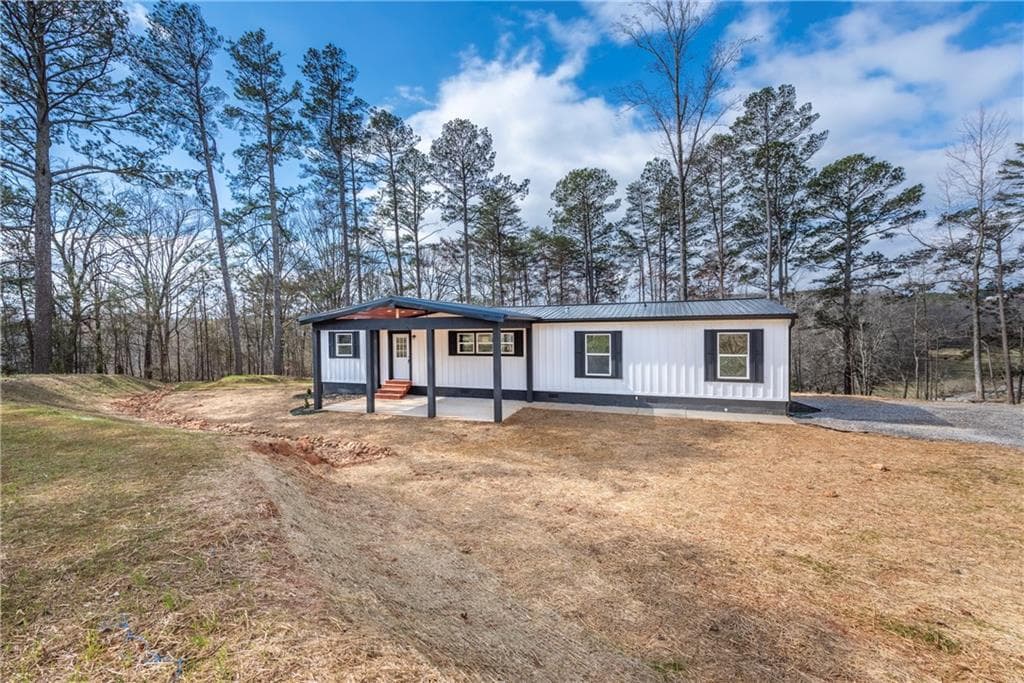3 bedroom, 2 bathroom, 1,674 sq ft single family residence for sale at 121 Haley Mountain Road, Talking Rock, GA 30275 — photo 8