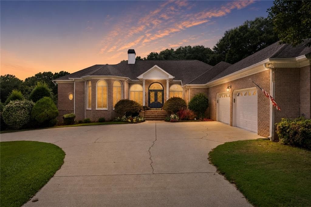 5 bedroom, 5 bathroom, 9,392 sq ft single family residence for sale at 4290 Waterworks Road, Jefferson, GA 30549 — photo 2