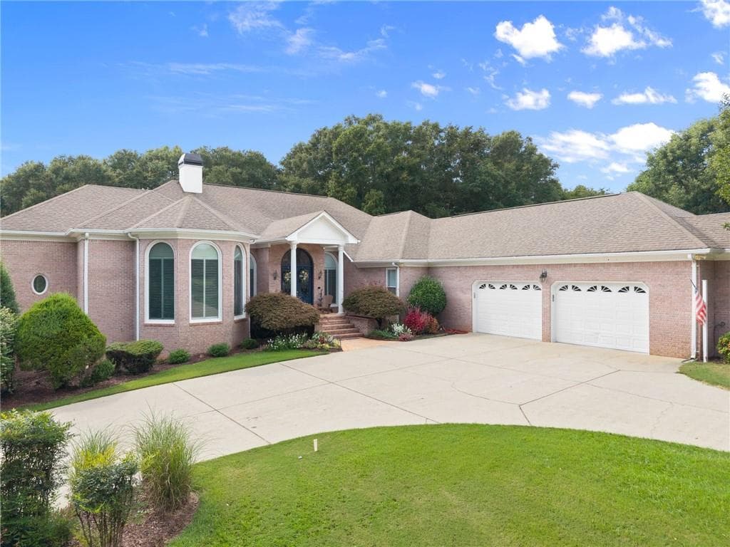 5 bedroom, 5 bathroom, 9,392 sq ft single family residence for sale at 4290 Waterworks Road, Jefferson, GA 30549 — photo 6