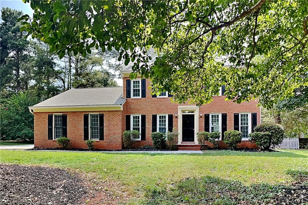 3 bedroom, 3 bathroom, 1,869 sq ft single family residence for rent at 1745 Spindle Top Court, Lilburn, GA 30047 for $2,200 a month — photo 1 of 25