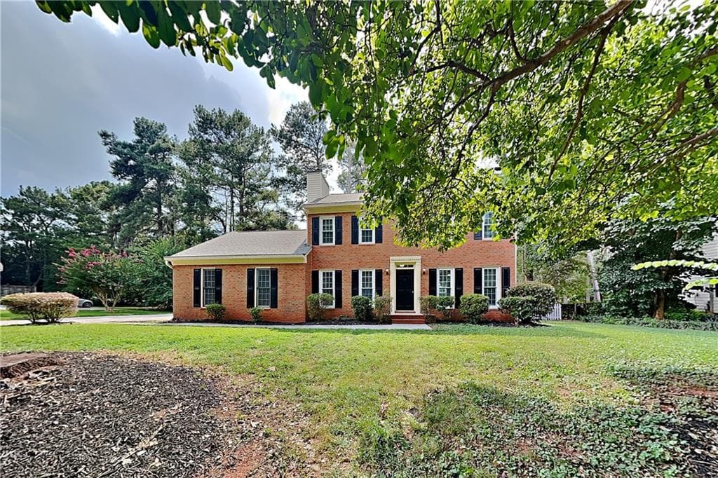 3 bedroom, 3 bathroom, 1,869 sq ft single family residence for rent at 1745 Spindle Top Court, Lilburn, GA 30047 for $2,200 a month — photo 2