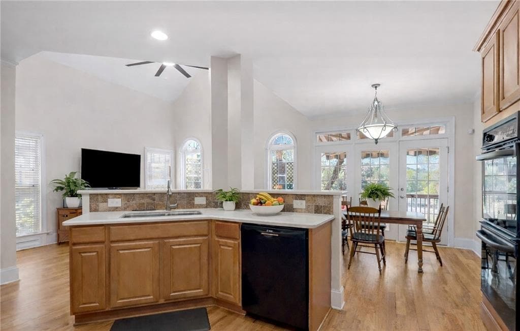 6 bedroom, 4 bathroom, 4,792 sq ft single family residence for sale at 306 Chanda Cove, Mcdonough, GA 30253 — photo 9
