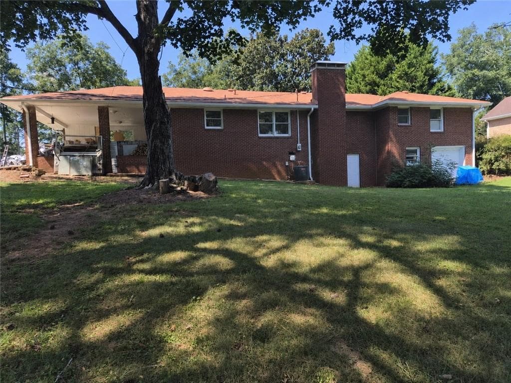 3 bedroom, 2 bathroom, 1,622 sq ft single family residence for sale at 984 Bob Hannah Circle, Lawrenceville, GA 30044 — photo 3