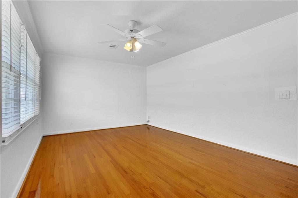 3 bedroom, 2 bathroom, 1,302 sq ft single family residence under contract at 1559 Atlanta Highway, Winder, GA 30680 — photo 5