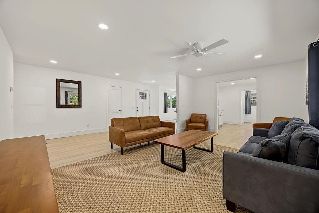 duplex under contract at 3405 Still Road, Cumming, GA 30041 — photo 3