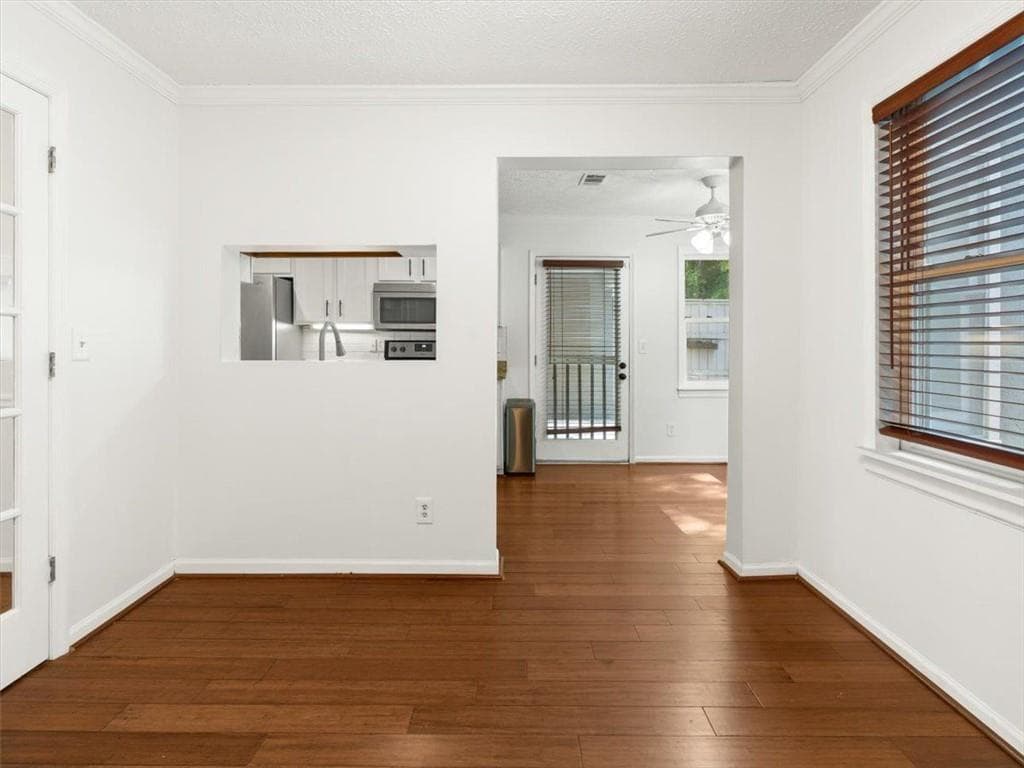 2 bedroom, 2 bathroom, 1,430 sq ft apartment for rent at 46 St Claire Lane, Atlanta, GA 30324 for $2,700 a month — photo 9