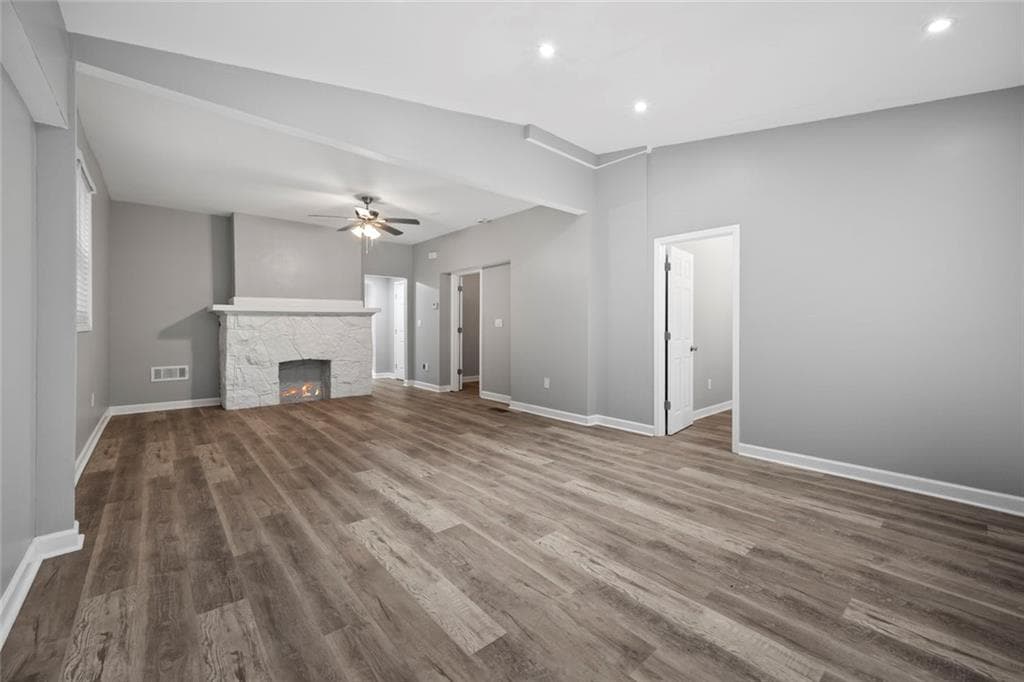 2 bedroom, 1 bathroom, 950 sq ft triplex for rent at 1126 Briarcliff Place 2, Atlanta, GA 30306 for $2,500 a month — photo 2