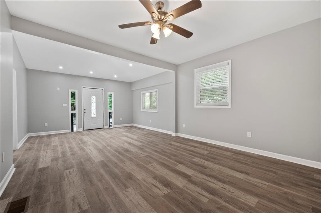 2 bedroom, 1 bathroom, 950 sq ft triplex for rent at 1126 Briarcliff Place 2, Atlanta, GA 30306 for $2,500 a month — photo 3