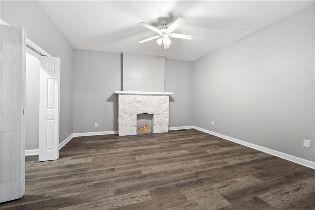 2 bedroom, 1 bathroom, 950 sq ft triplex for rent at 1126 Briarcliff Place 2, Atlanta, GA 30306 for $2,500 a month — photo 5
