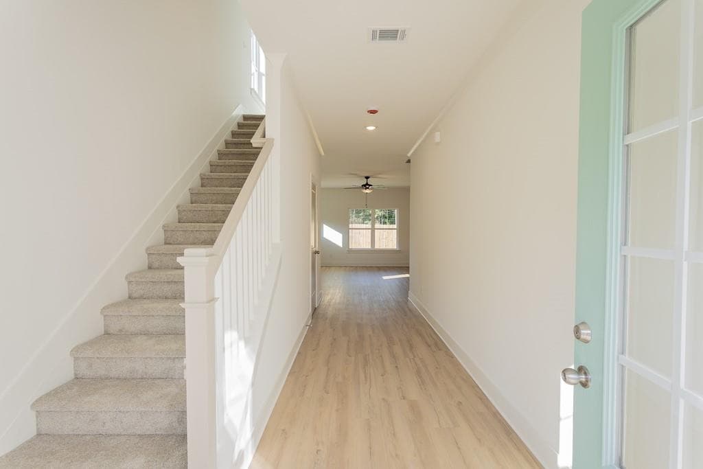 4 bedroom, 3 bathroom, 2,295 sq ft single family residence for sale at 3041 Sea Aster Way, Buford, GA 30519 — photo 2