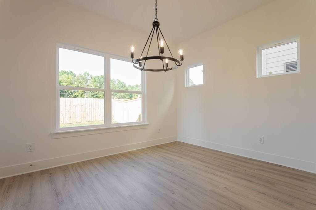 4 bedroom, 3 bathroom, 2,295 sq ft single family residence for sale at 3041 Sea Aster Way, Buford, GA 30519 — photo 6
