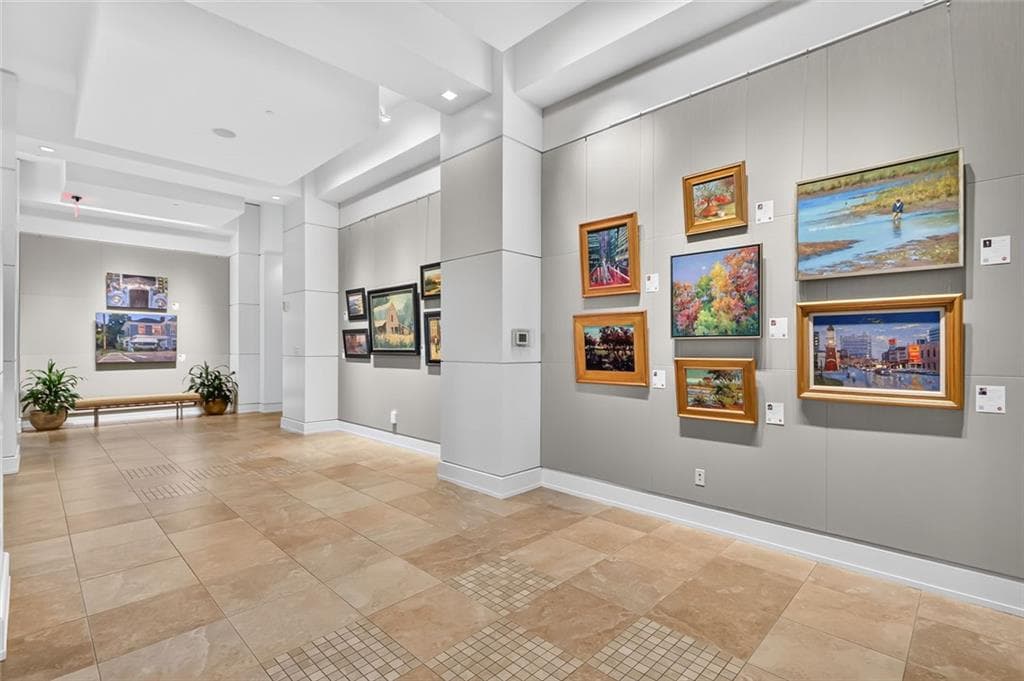 2 bedroom, 3 bathroom, 1,794 sq ft condominium under contract at 2795 Peachtree Road 802, Atlanta, GA 30305 — photo 7