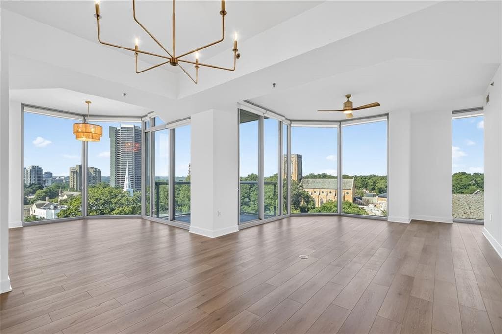 2 bedroom, 3 bathroom, 1,794 sq ft condominium under contract at 2795 Peachtree Road 802, Atlanta, GA 30305 — photo 9