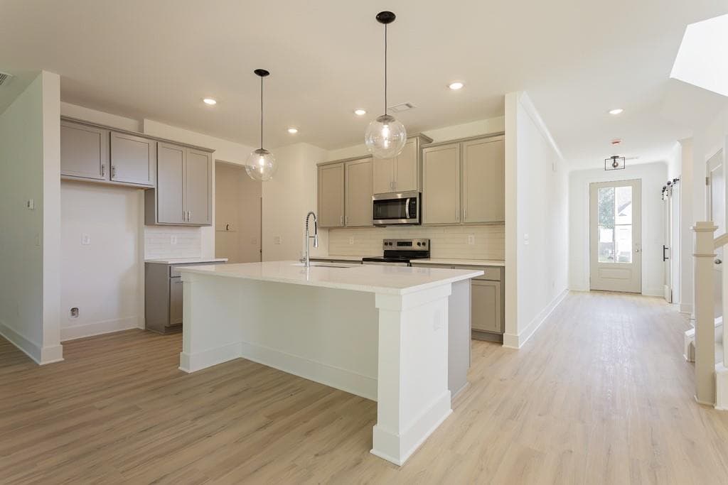 4 bedroom, 3 bathroom, 2,389 sq ft single family residence for sale at 3277 Wild Clary Court, Buford, GA 30519 — photo 9