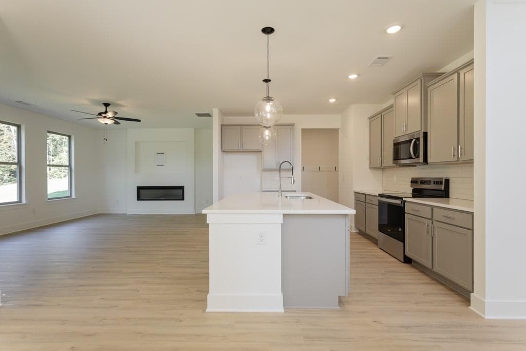 4 bedroom, 3 bathroom, 2,389 sq ft single family residence for sale at 3277 Wild Clary Court, Buford, GA 30519 — photo 10