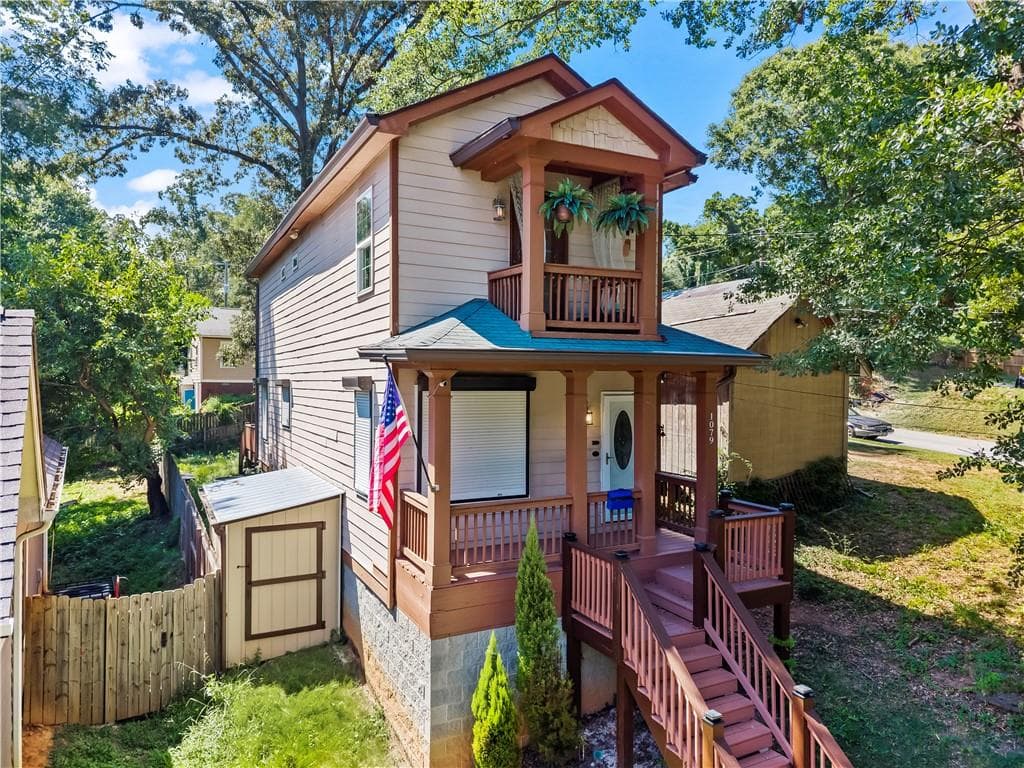 3 bedroom, 3 bathroom, 1,505 sq ft single family residence for sale at 1079 Sims Street, Atlanta, GA 30310 — photo 2