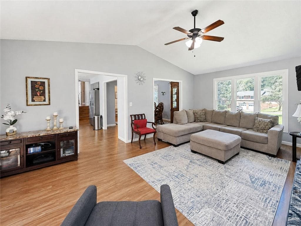 4 bedroom, 2 bathroom, 2,186 sq ft single family residence under contract at 1627 Dogwood Lane, Acworth, GA 30102 — photo 7