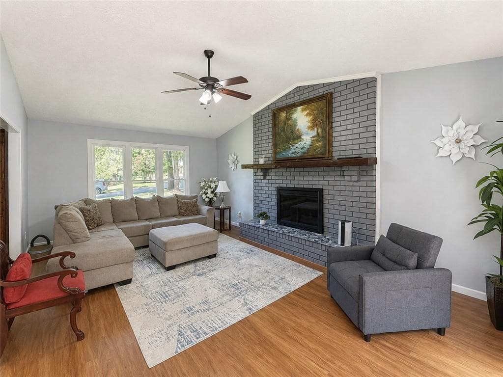 4 bedroom, 2 bathroom, 2,186 sq ft single family residence under contract at 1627 Dogwood Lane, Acworth, GA 30102 — photo 8