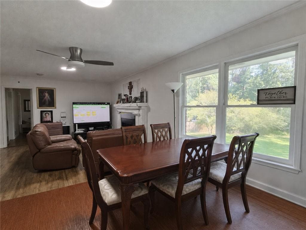 3 bedroom, 2 bathroom, 1,622 sq ft single family residence for sale at 984 Bob Hannah Circle, Lawrenceville, GA 30044 — photo 8