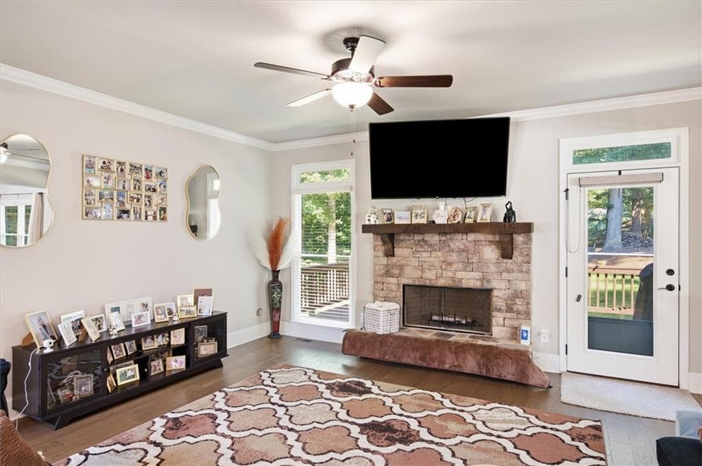 5 bedroom, 4 bathroom, 4,900 sq ft single family residence for sale at 5915 Christian Marie Court, Cumming, GA 30041 — photo 7