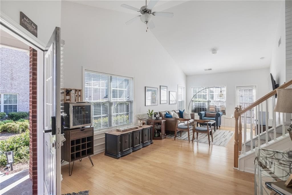 3 bedroom, 3 bathroom, 1,688 sq ft townhouse for rent at 1802 Willow Branch Lane, Kennesaw, GA 30152 for $3,150 a month — photo 3