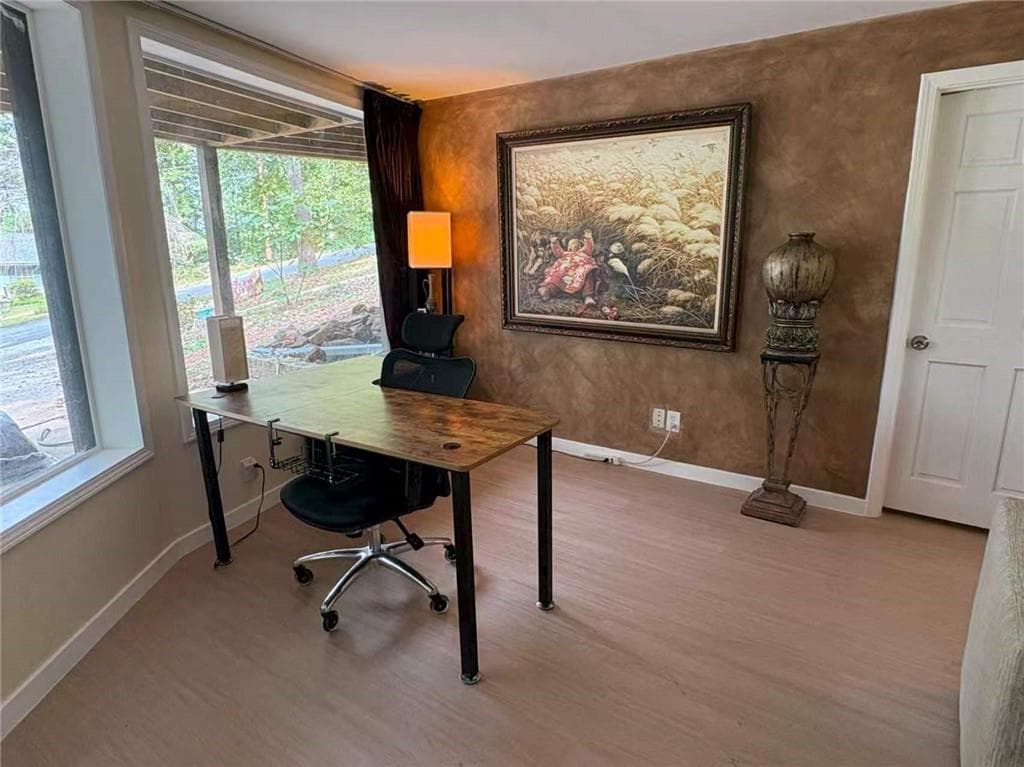 1 bedroom, 1 bathroom, 1,976 sq ft single family residence for rent at 532 Embry Lane, Marietta, GA 30066 for $1,400 a month — photo 6
