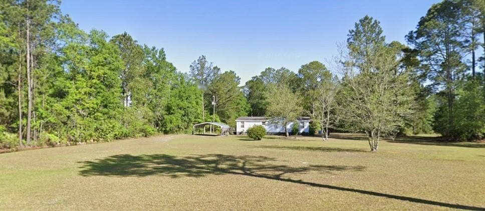 3 bedroom, 2 bathroom, 1,296 sq ft single family residence under contract at 5143 Vann Road, Valdosta, GA 31606