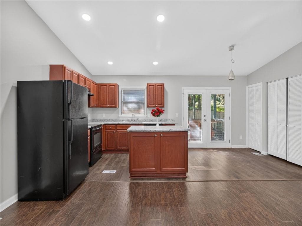 3 bedroom, 2 bathroom, 1,200 sq ft single family residence for sale at 4185 Bradley Drive, Snellville, GA 30039 — photo 6