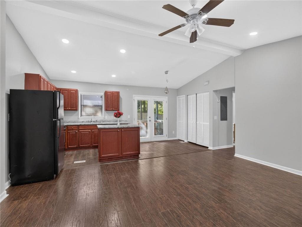 3 bedroom, 2 bathroom, 1,200 sq ft single family residence for sale at 4185 Bradley Drive, Snellville, GA 30039 — photo 8