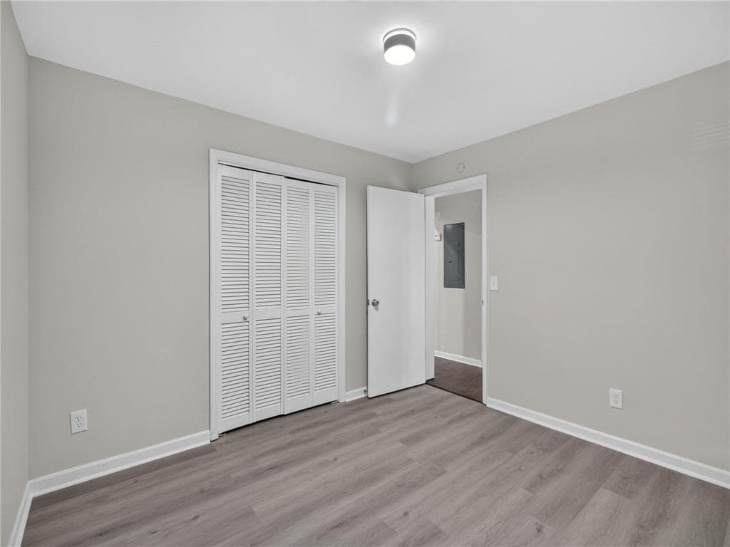 3 bedroom, 2 bathroom, 1,200 sq ft single family residence for sale at 4185 Bradley Drive, Snellville, GA 30039 — photo 10