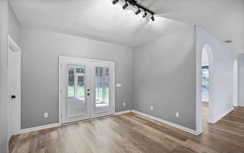 5 bedroom, 4 bathroom, 3,896 sq ft single family residence for rent at 3520 Mystic Drive, Buford, GA 30519 for $3,800 a month — photo 10