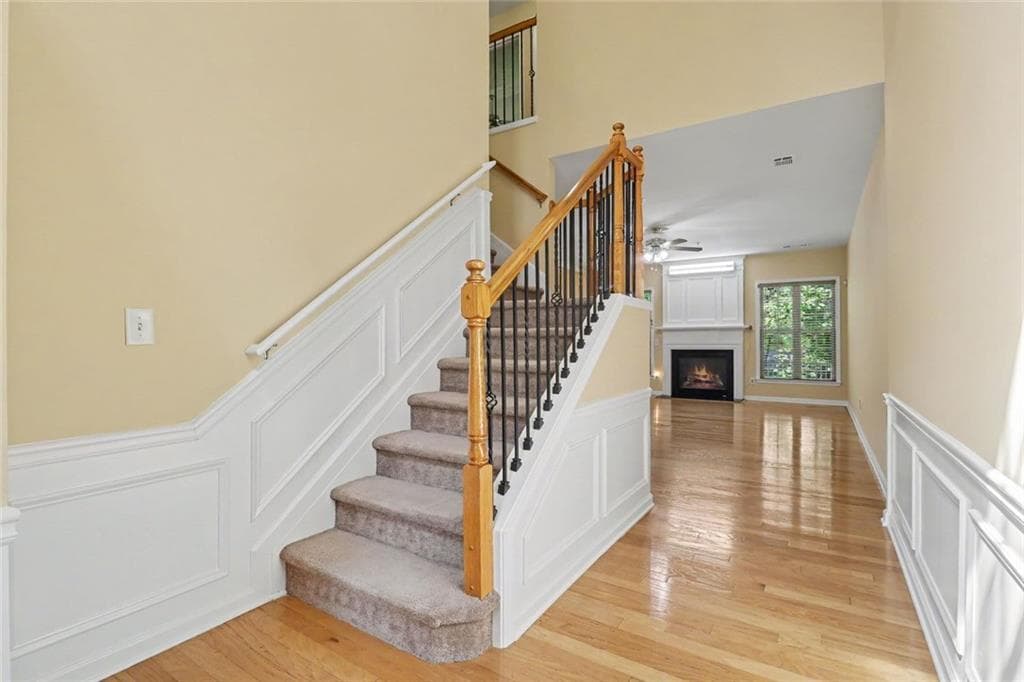 3 bedroom, 3 bathroom, 1,740 sq ft townhouse for sale at 1490 Bellsmith Drive, Roswell, GA 30076 — photo 9