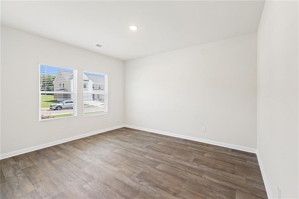 4 bedroom, 3 bathroom, 2,550 sq ft single family residence for sale at 61 FAULKNER Circle, Social Circle, GA 30025 — photo 5