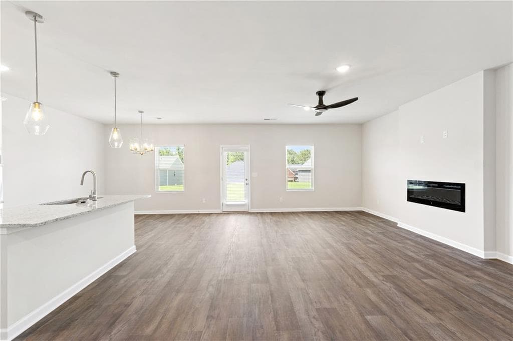 4 bedroom, 3 bathroom, 2,550 sq ft single family residence for sale at 61 FAULKNER Circle, Social Circle, GA 30025 — photo 6
