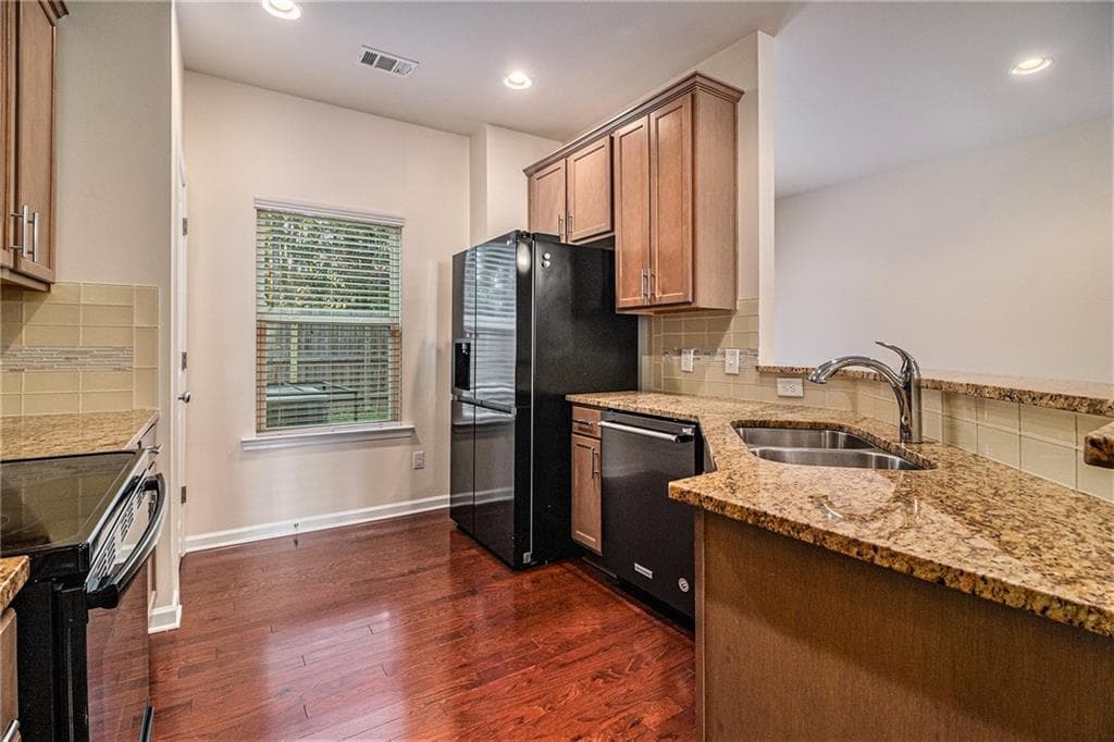 3 bedroom, 3 bathroom, 1,505 sq ft townhouse for rent at 5004 Longview Walk, Decatur, GA 30035 for $1,975 a month — photo 5