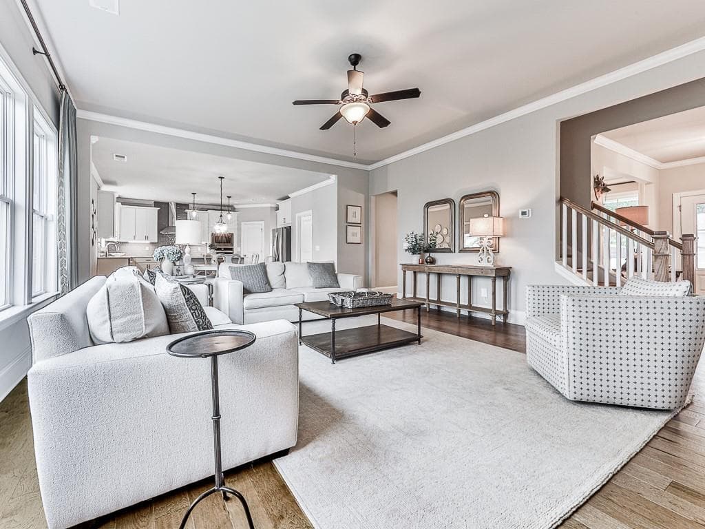 5 bedroom, 4 bathroom, 5,182 sq ft single family residence under contract at 266 Fountain Oak Way, Canton, GA 30114 — photo 6