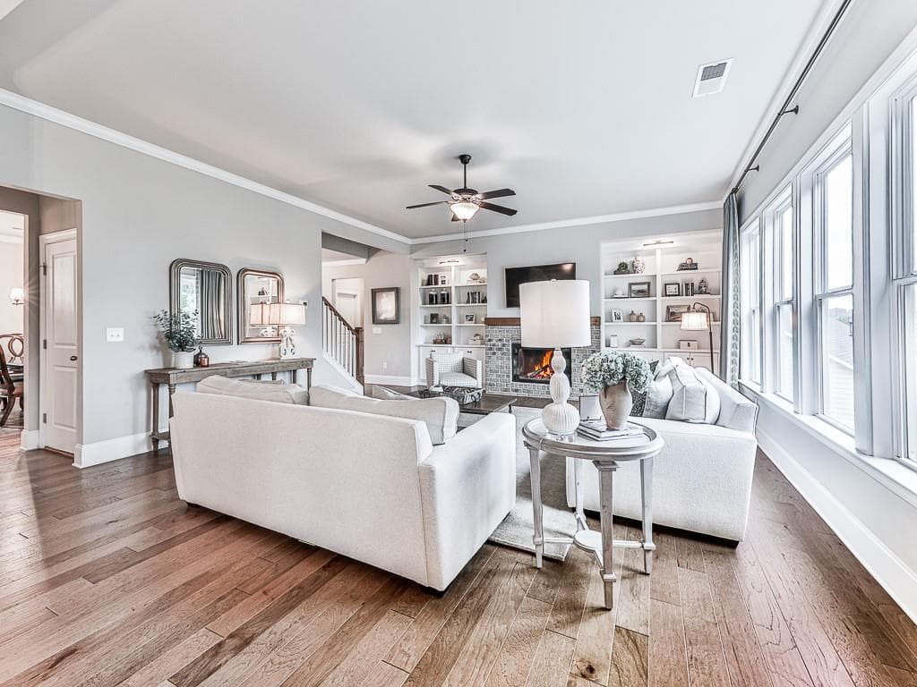 5 bedroom, 4 bathroom, 5,182 sq ft single family residence under contract at 266 Fountain Oak Way, Canton, GA 30114 — photo 9