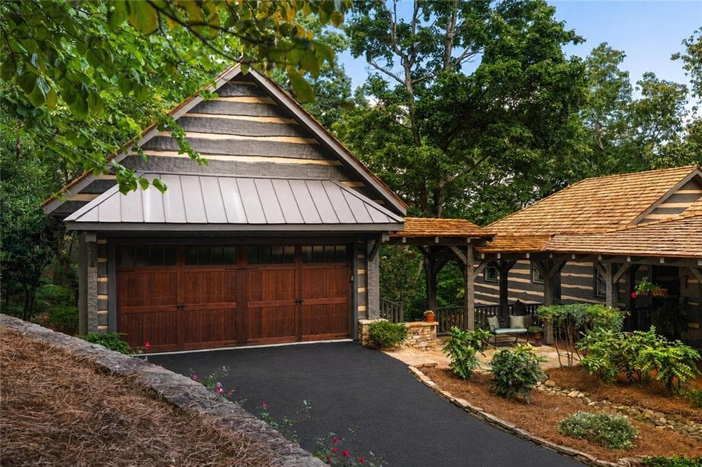 6 bedroom, 7 bathroom, 7,088 sq ft single family residence for sale at 1414 Mcelroy Mountain Drive, Big Canoe, GA 30143 — photo 4