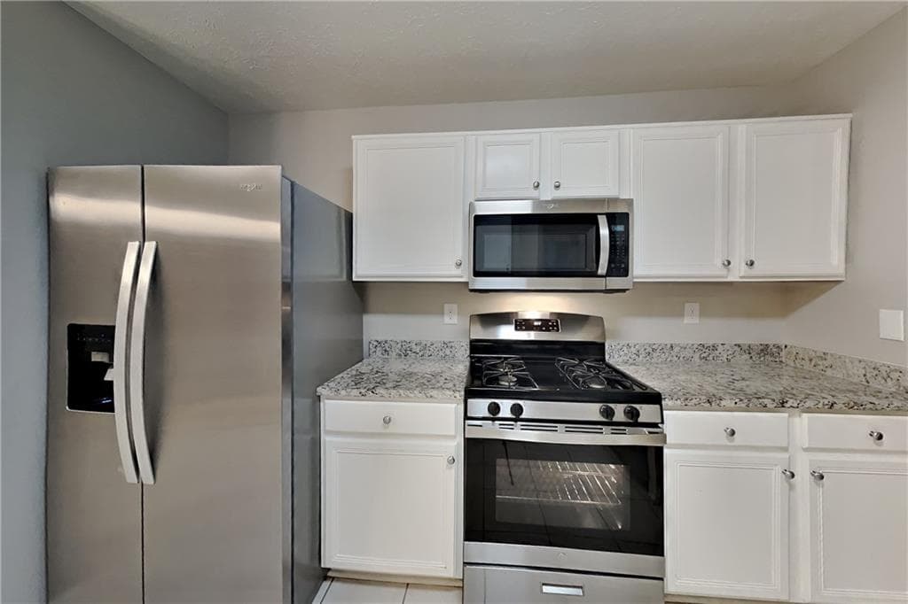 3 bedroom, 2 bathroom, 1,602 sq ft single family residence for rent at 1517 Galewood Circle, Marietta, GA 30062 for $2,240 a month — photo 5